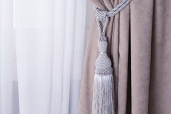 A difficult procedure, or how to iron curtains correctly and quickly